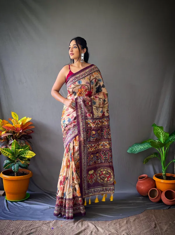 Cream_Soft_Cotton_Kalamkari_Print_Saree_With_Blouse_Piece_Attached